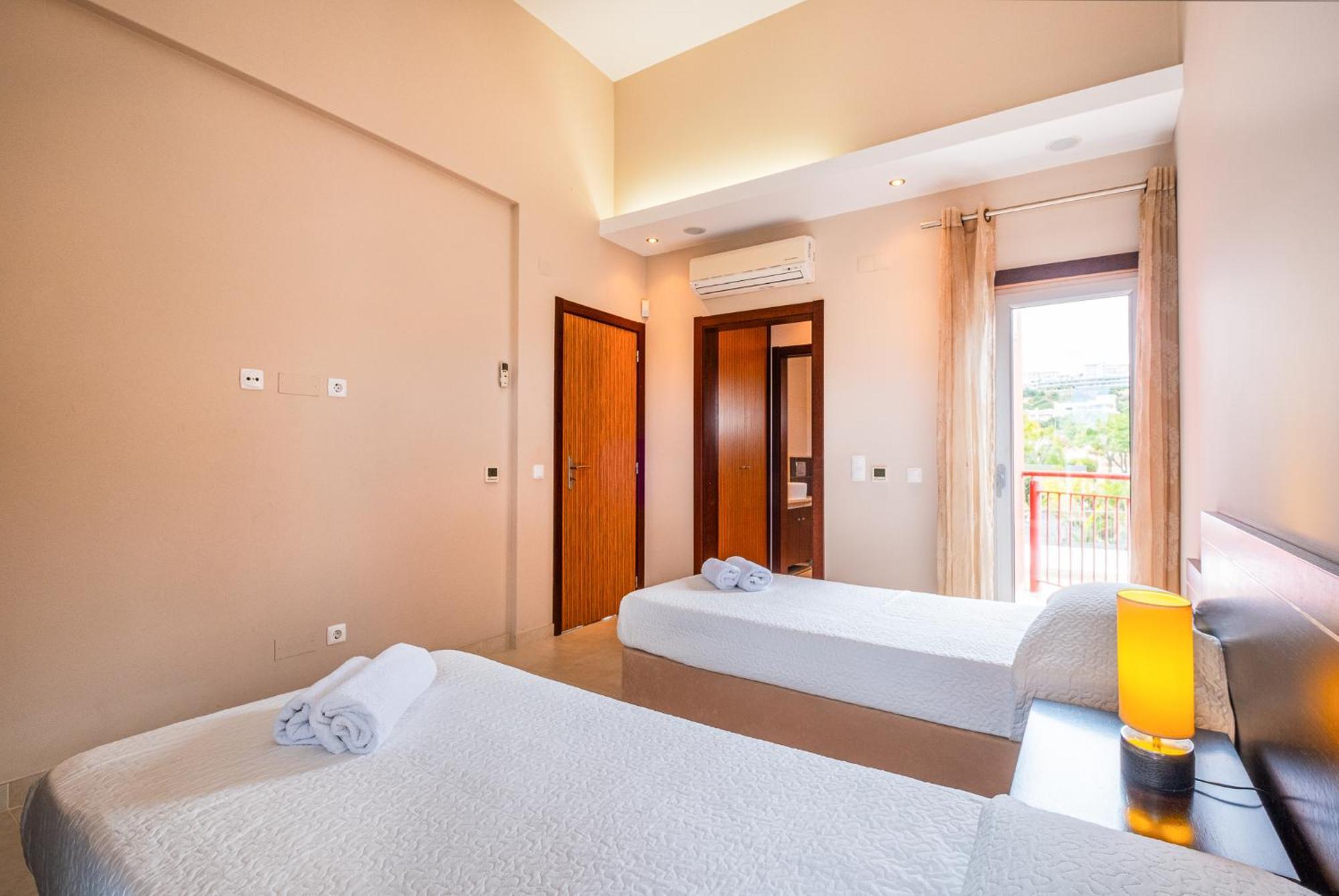 Capetown Marina Luxury Villa - Private Pool Albufeira Bagian luar foto
