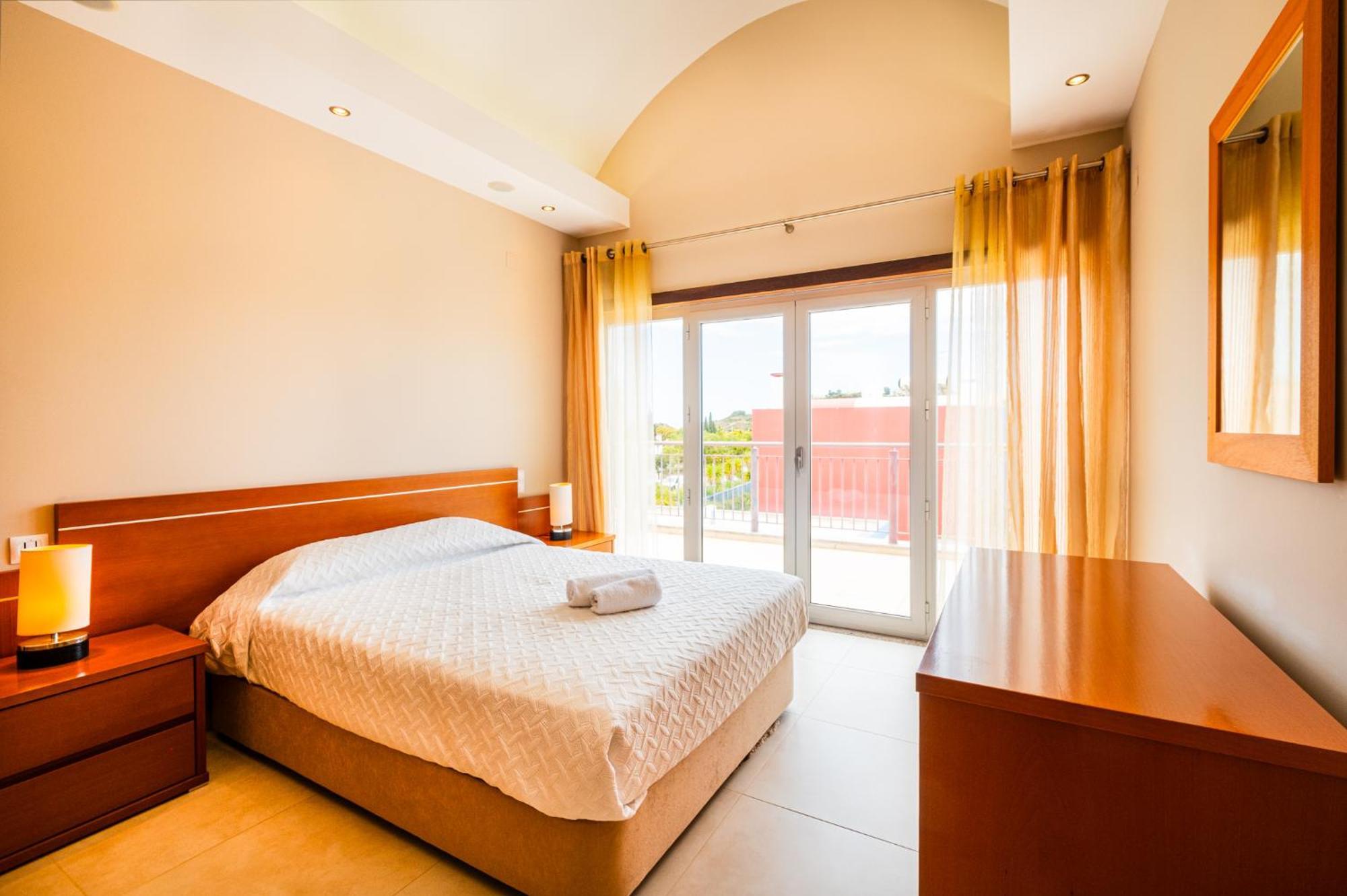 Capetown Marina Luxury Villa - Private Pool Albufeira Bagian luar foto